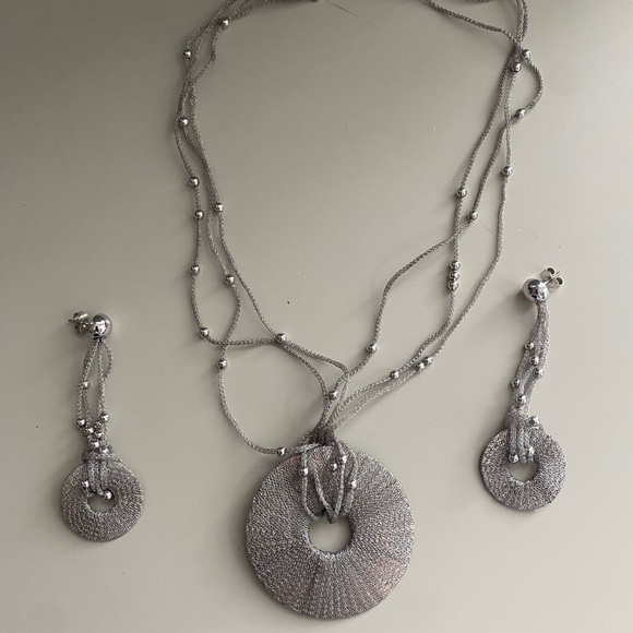 White gold necklace and earrings set - Picture 1 of 10